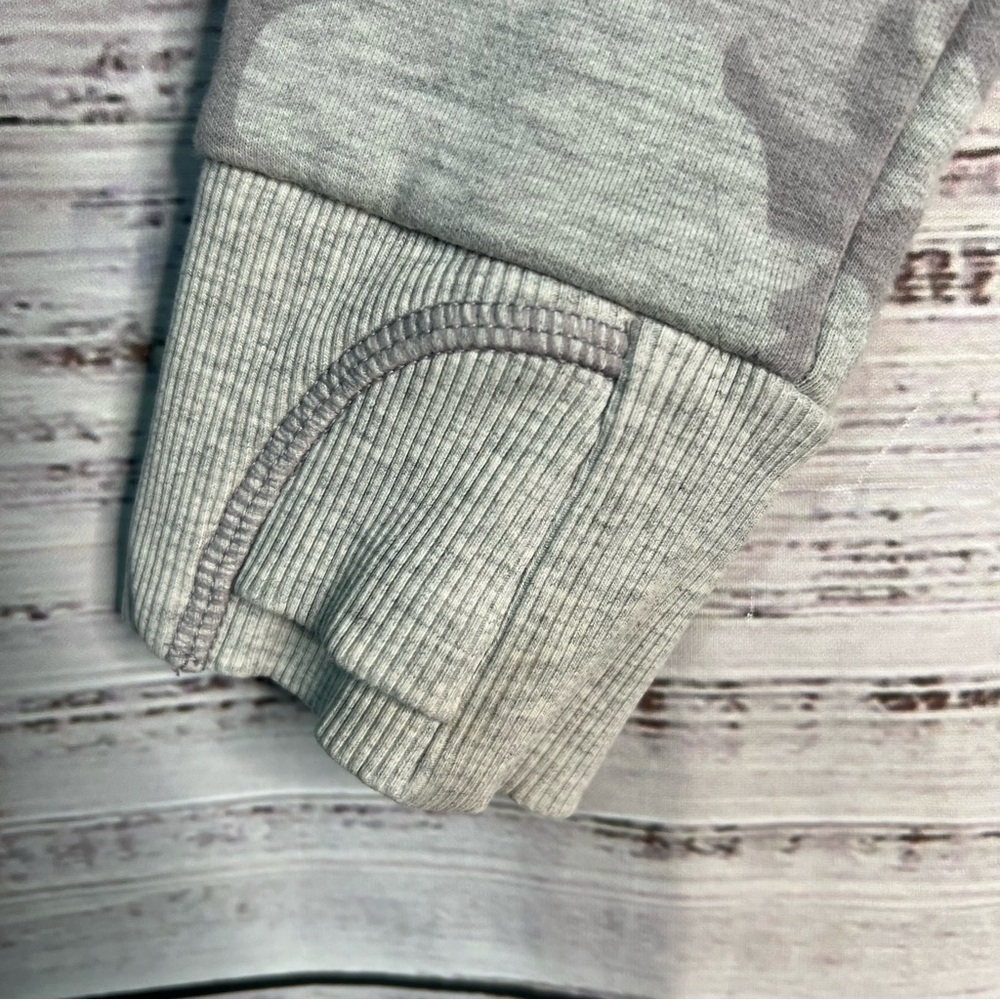 Athleta Girl Large 12 Gray Camo‎ Full Zip Up Hoodie with Thumb Holes - Picture 3 of 9